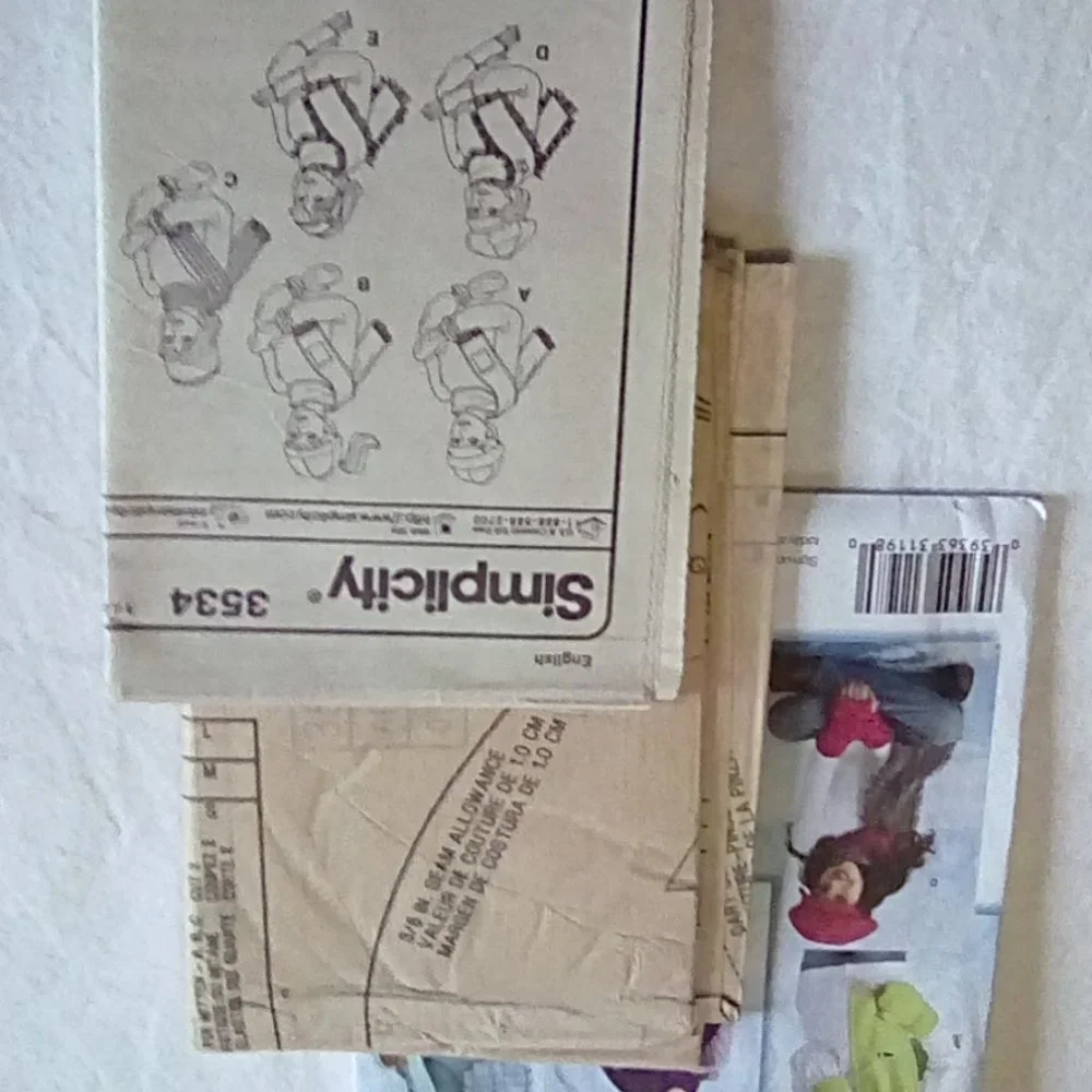 Simplicity 3534 Girls' Hats, scarves, mittens